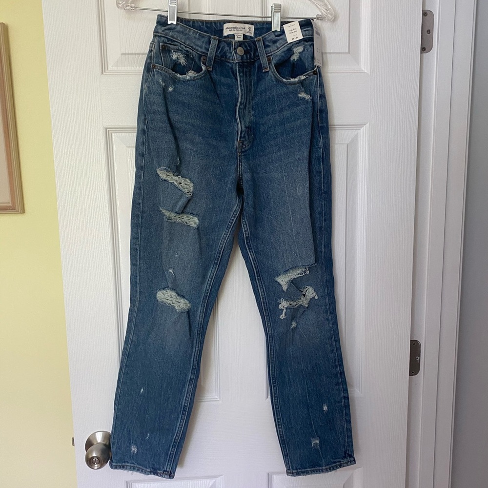 NWT Abercrombie high rise mom jeans